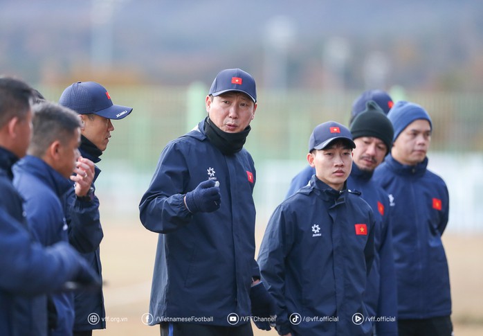 Đỗ Anh Văn – trung tâm kết nối của U23 Việt Nam